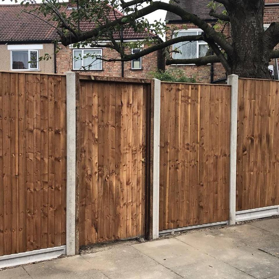Fencing Contractors North London Creative Scapes London Fence Installer
